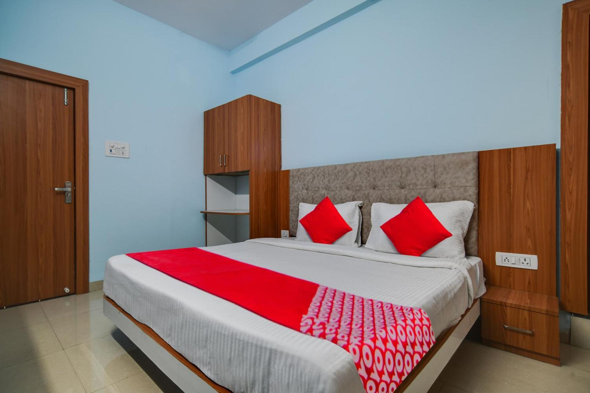 Oyo Hotel Inspira Residency Індаур Екстер'єр фото